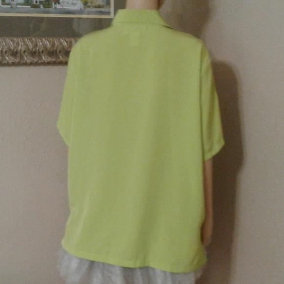 Vue Point Silky Lime Green Button Down Size 1X - Picture 2 of 3